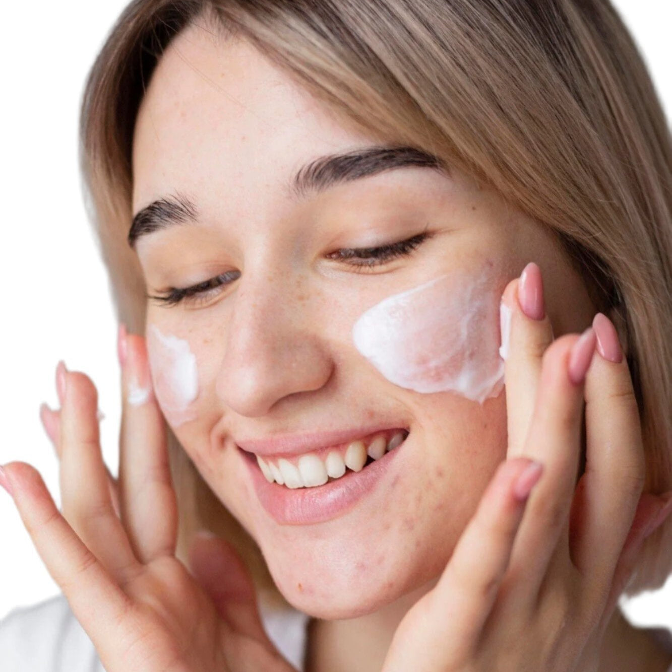 White woman applying best oil free moisturizer. Dermal Essentials Medical Grade Skincare.